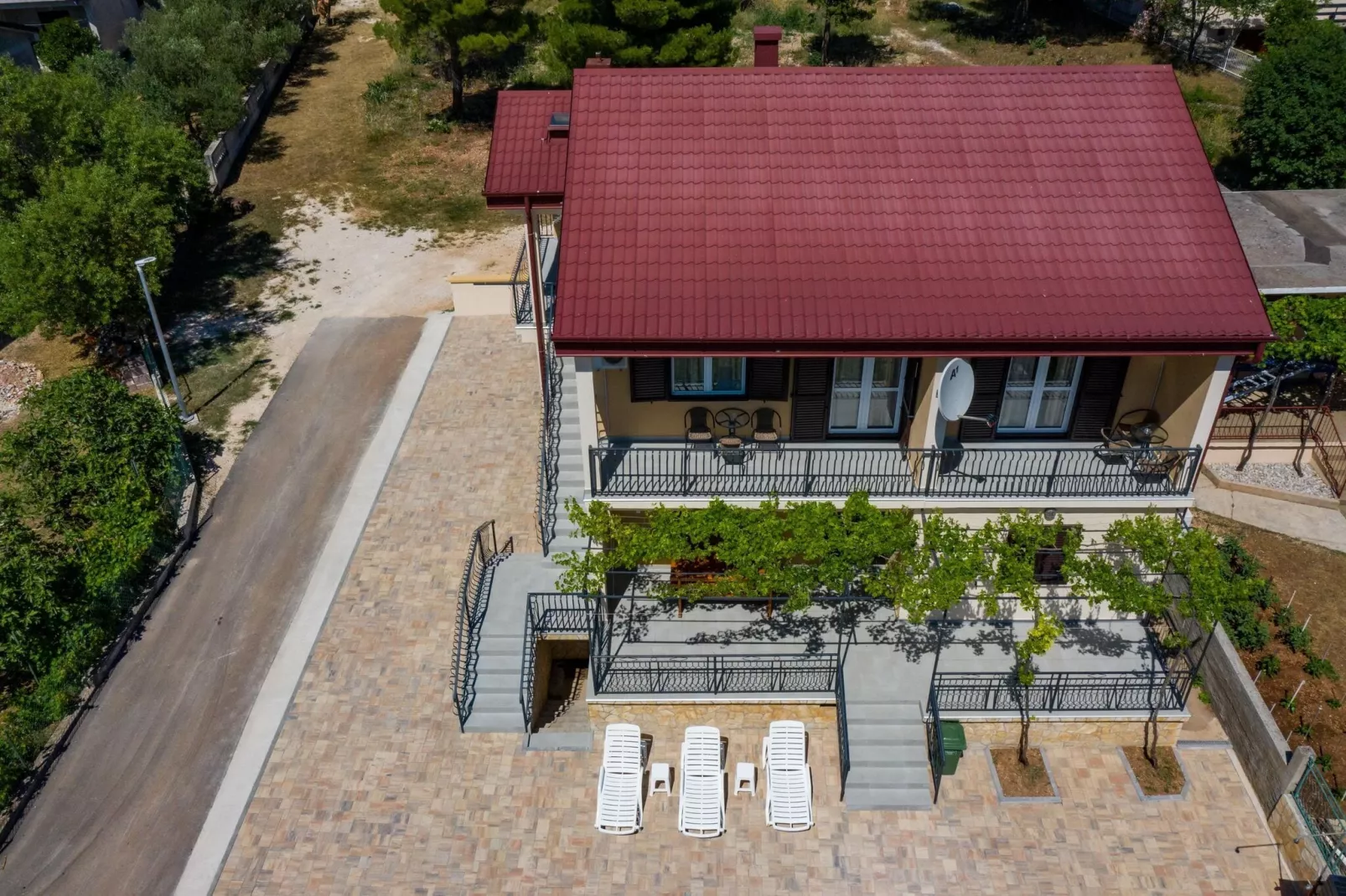 Apartment im Haus Zora - Seline SD170 A01-EG 9 Pers-Exterior summer