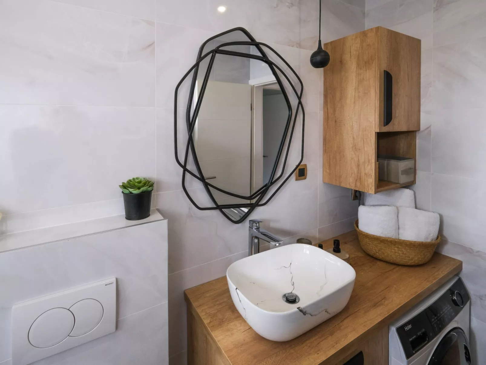 "Vila Kaja" mit Waschmaschine und Geschirrspüler-Dedans