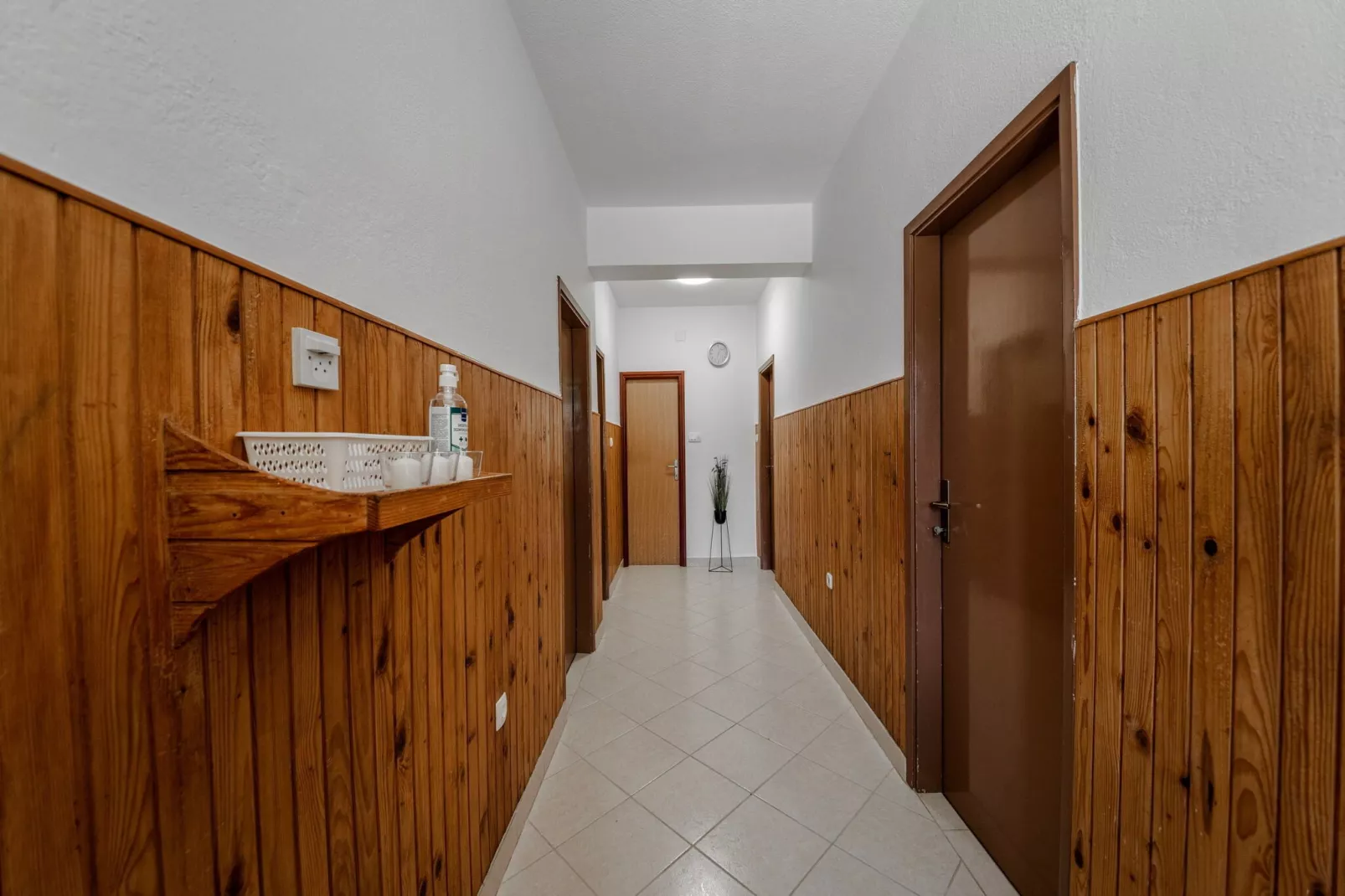 Apartment im Haus Zora - Seline SD170 A01-EG 9 Pers-Landing