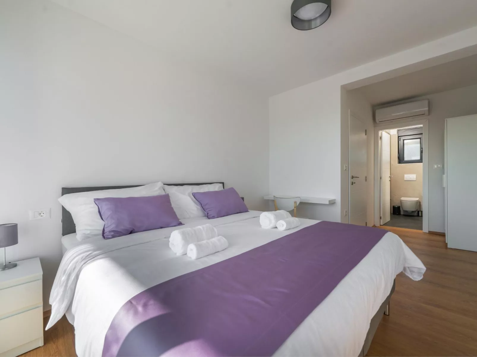 Villa Artec mit Meerblick-Drinnen