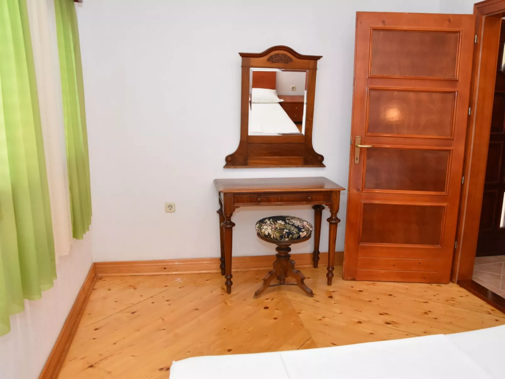 "Zeljka" mit Terrasse-Inside