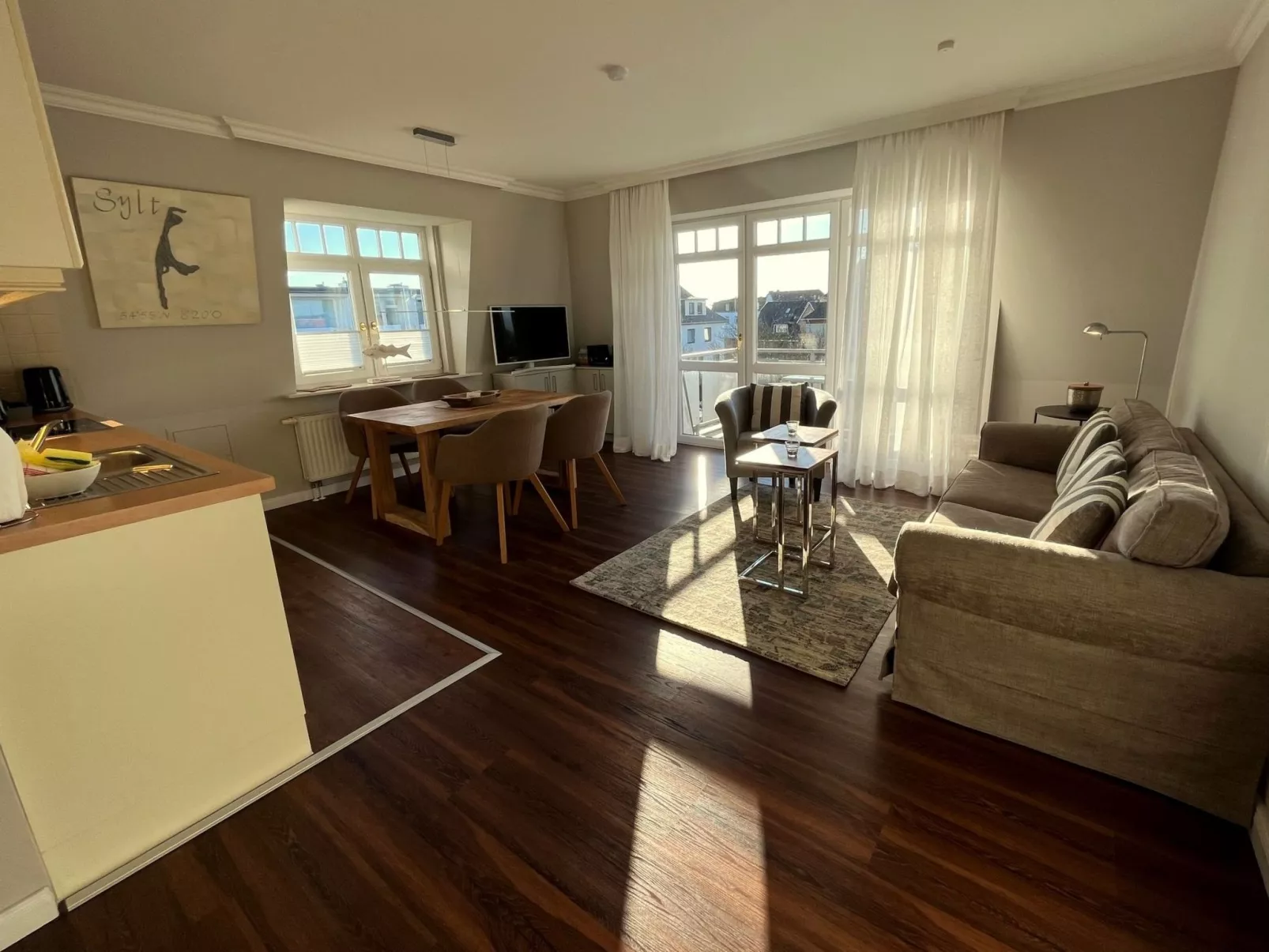 In Wenningstedt-Braderup (Sylt)-Drinnen