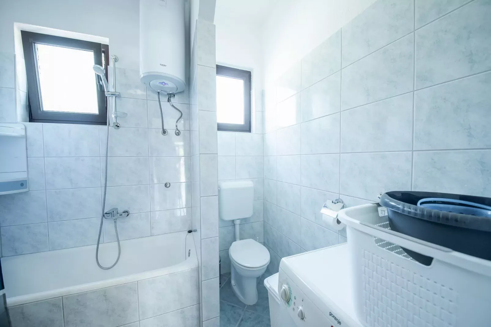Apartment im Haus Zora - Seline SD170 A01-EG 9 Pers-Bathroom