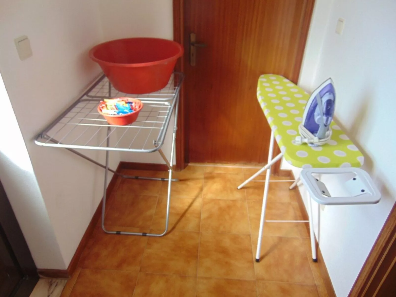 Schwiegermutterhaus 1-Drinnen