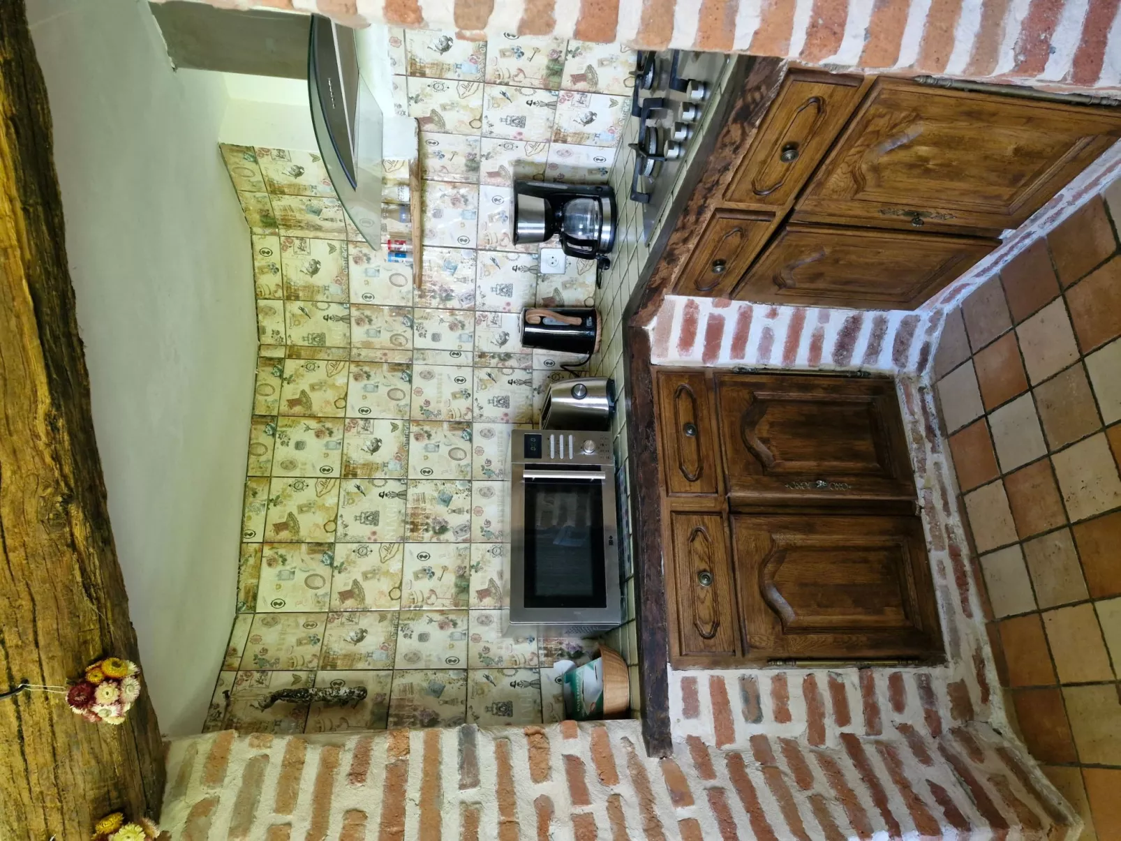 Die Unterkunft für zwei bis sechs Personen, Schwimmbad, Bouleplatz, Spa, Tennis-Drinnen