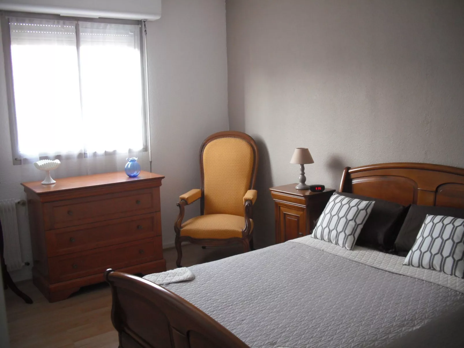 Aufenthalt für einige Nächte in Dijon-Drinnen