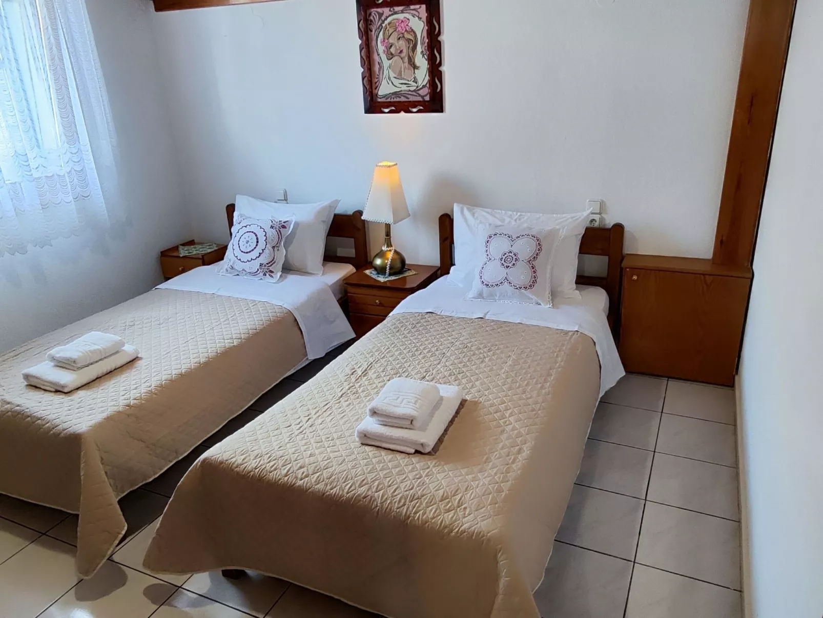 Theofanias Marmorhaus Meteora-Drinnen