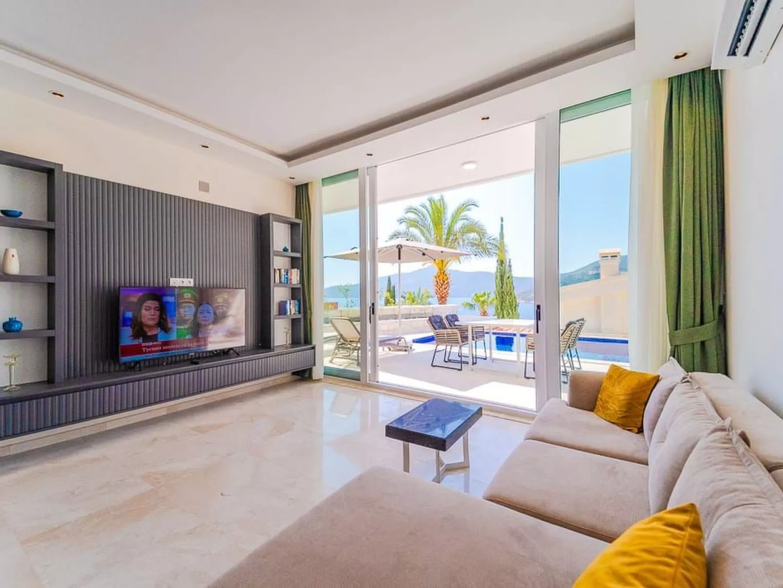 Villa direkt am Meer luxuriös für 4 Personen-Drinnen