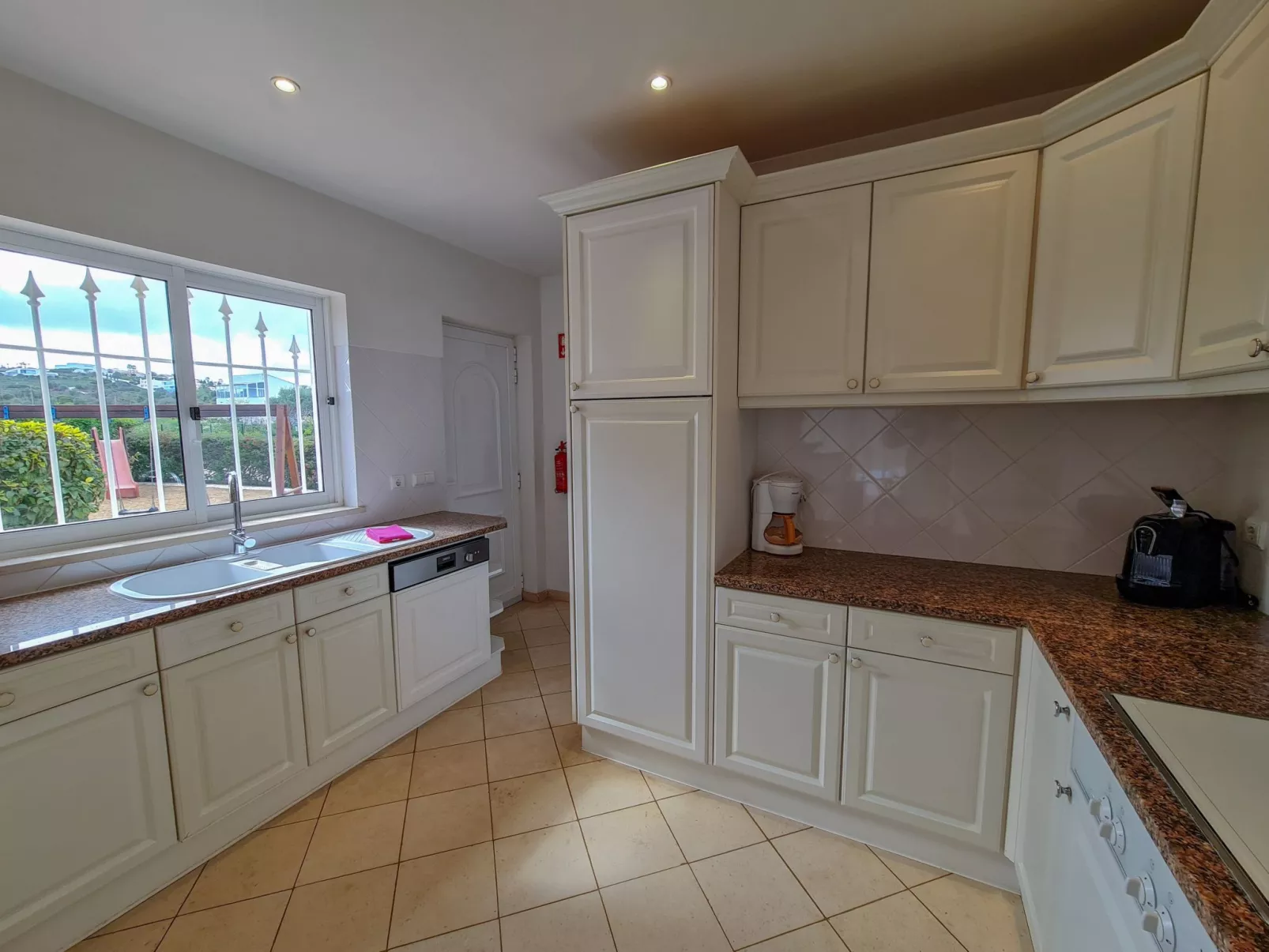 Villa Mar á Vista-Drinnen