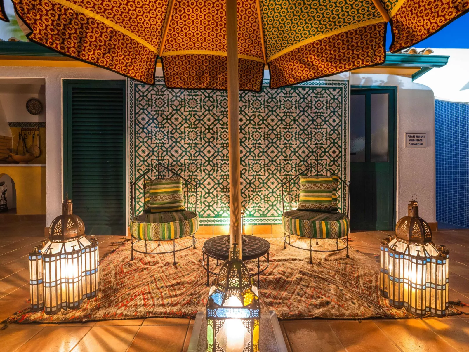 Feriendorf "Riad Serpa Galé". - Draußen