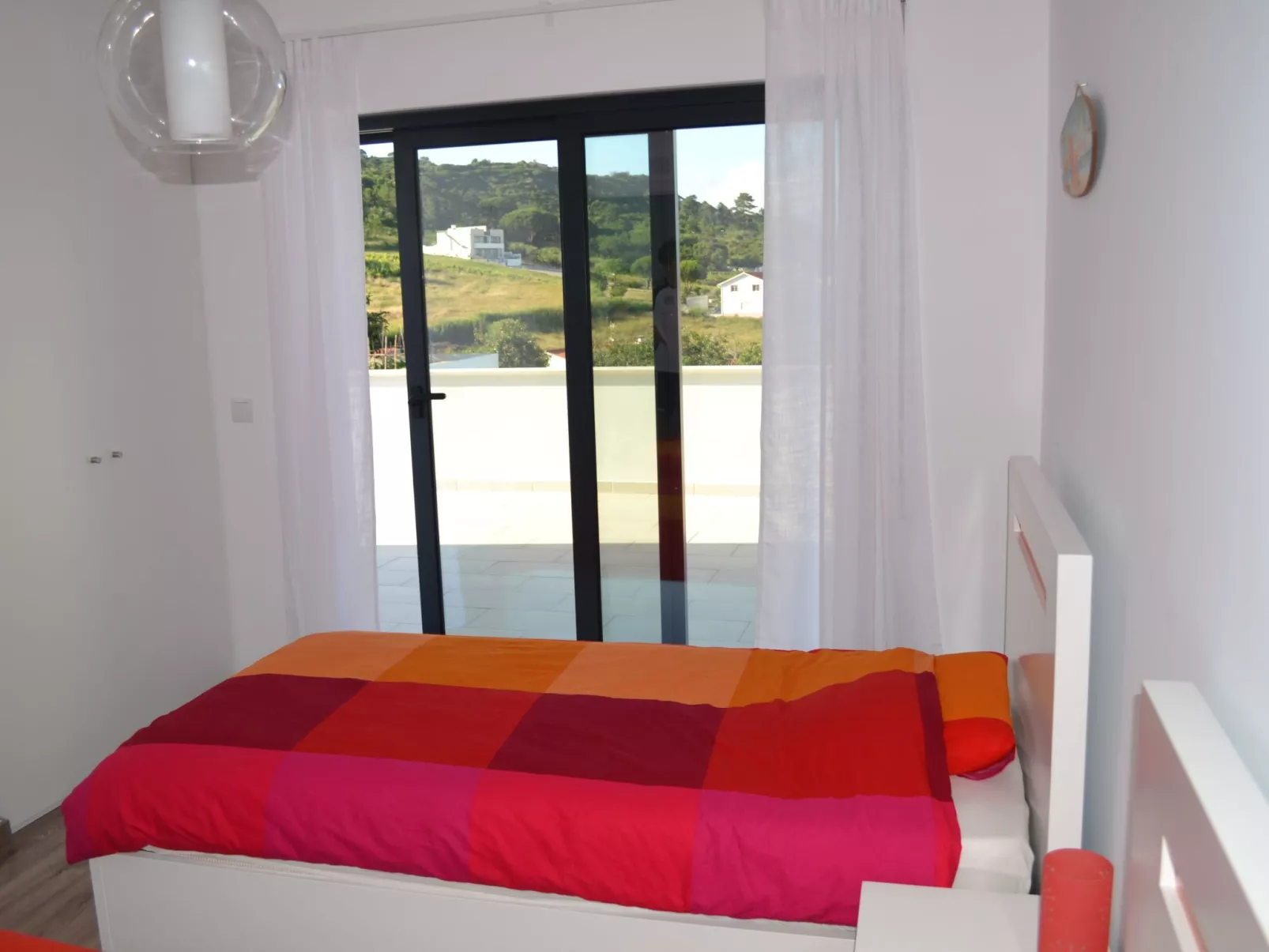 Neue moderne Villa mit privatem Pool-Dedans