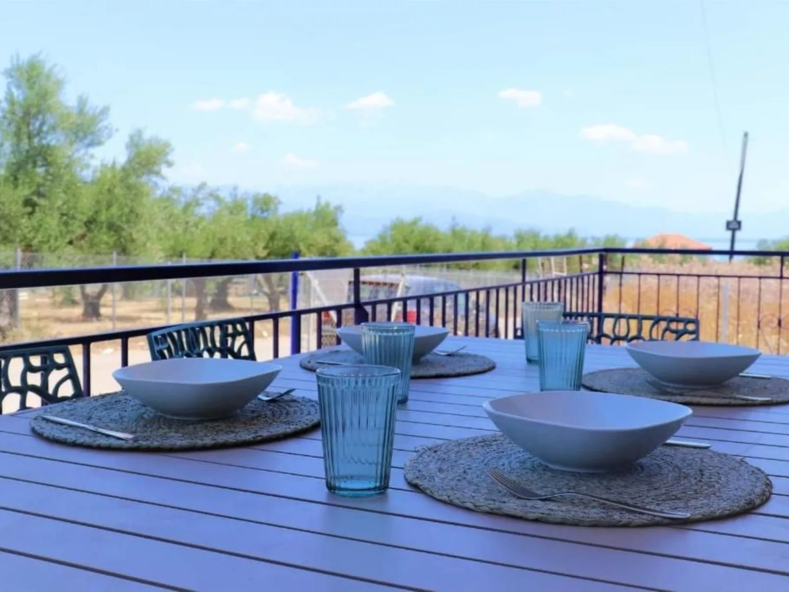 Villa Blue Cocoon mit Meerblick-Image-tags.info