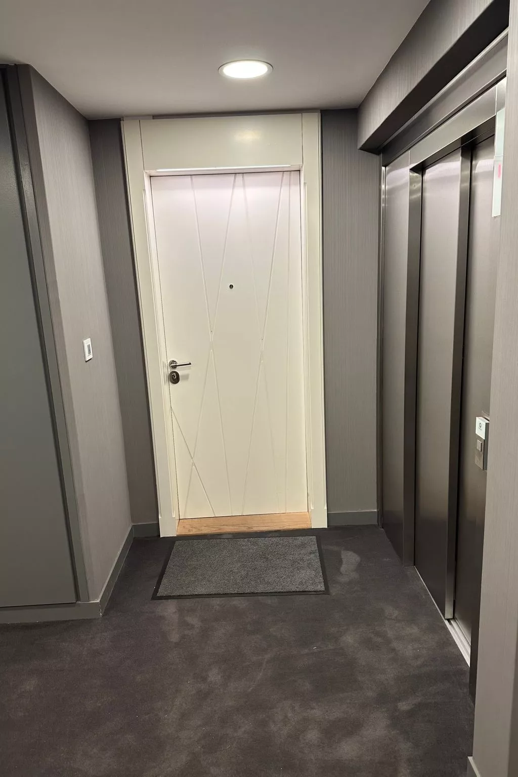 Wohnung "Paris 17" mit Balkon-Drinnen