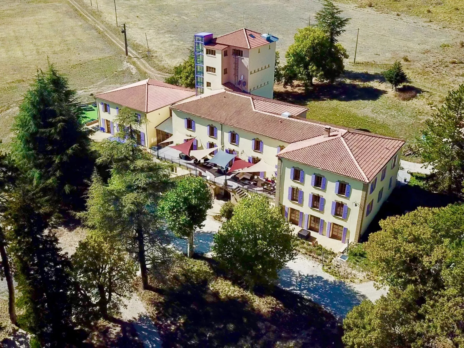 Genießen Sie die Ruhe und den Frieden der Provence-Draußen