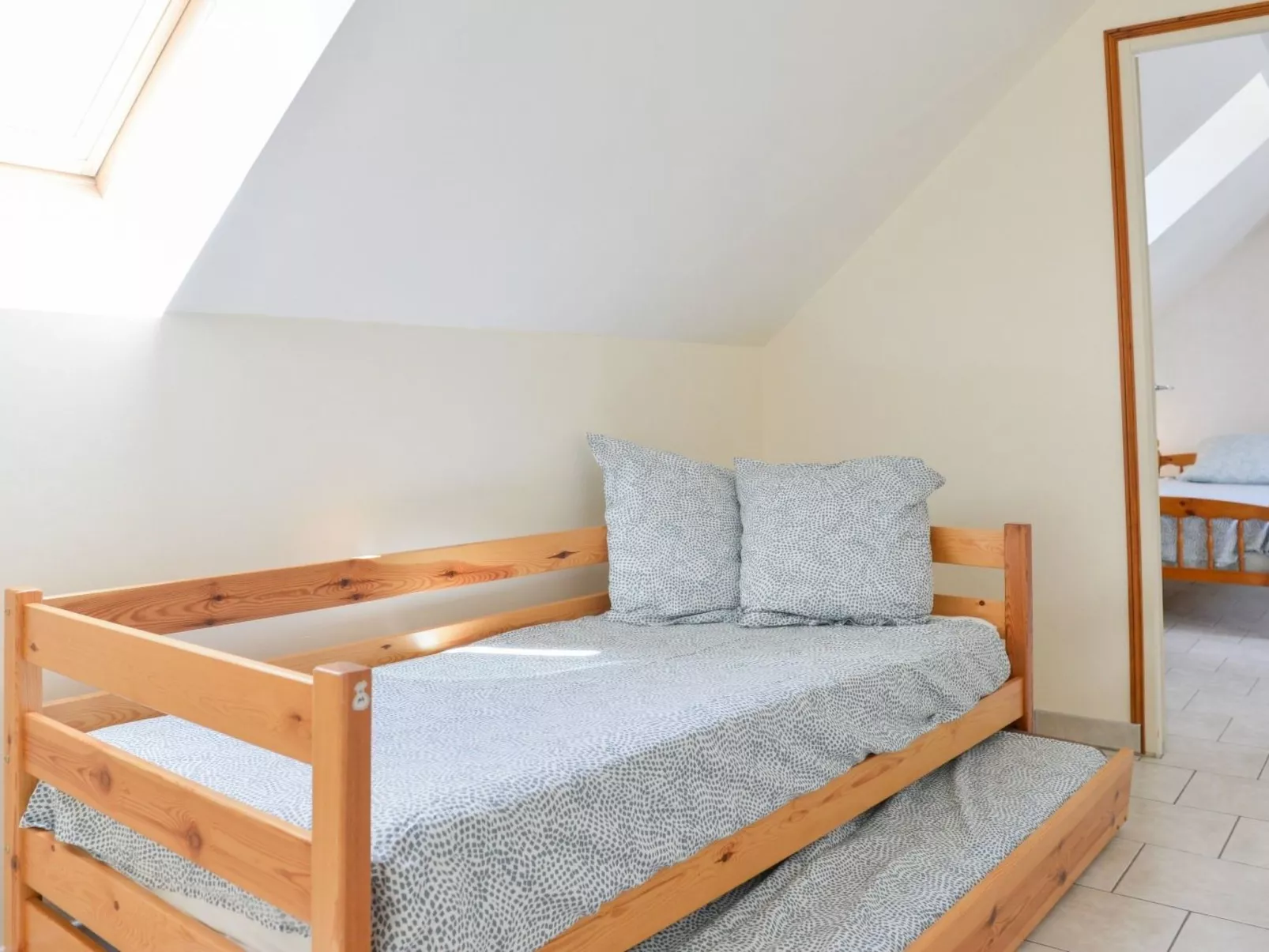 Der Ruf der freien Zone-Drinnen