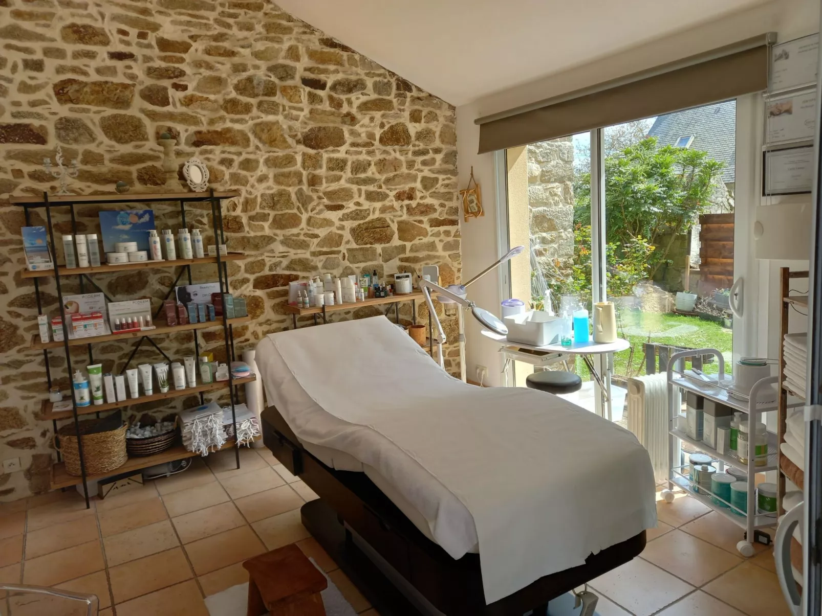 "L'Orée" - privates SPA - ruhig gelegen-Drinnen