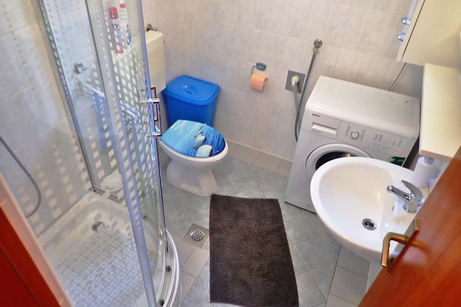 Holiday home Nika Starigrad Paklenica-3-Raum App SD-185 A/01 - 5 Pers-Salle de bain