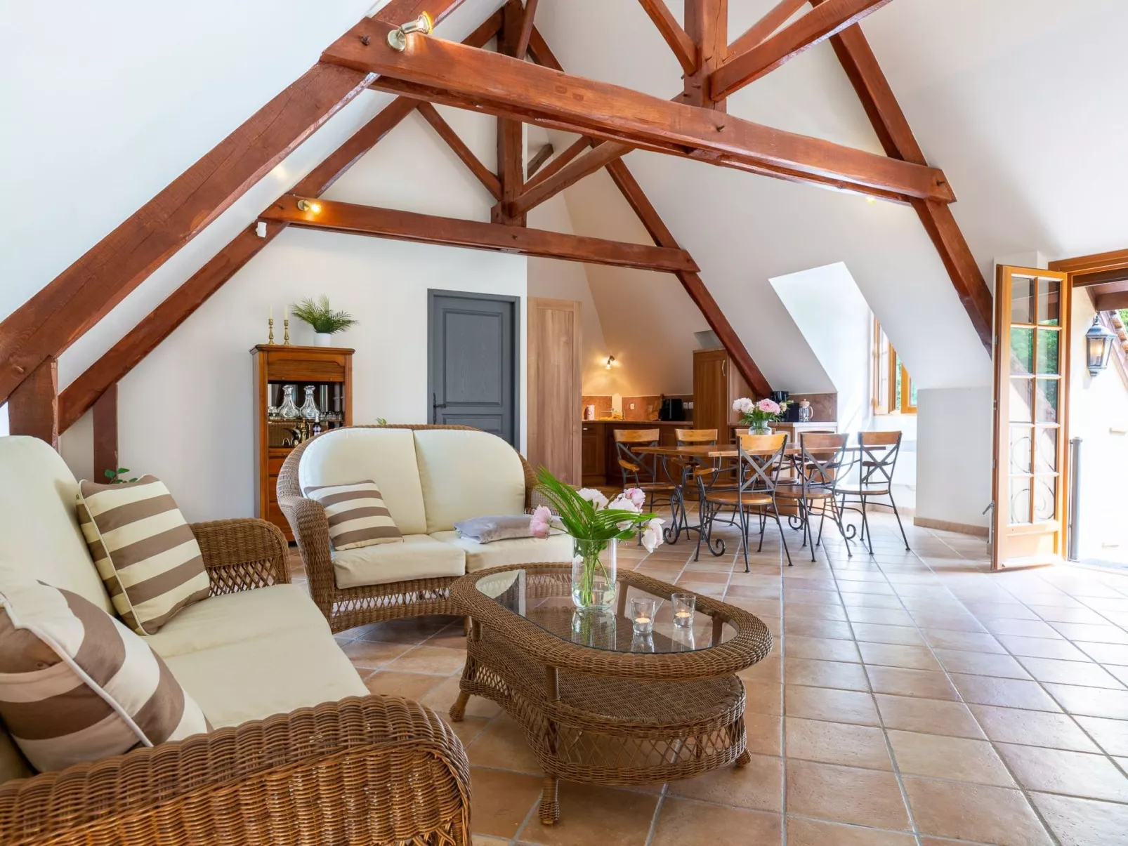 Luxus-Ferienhaus mit beheiztem Pool in der Dordogne-Inside