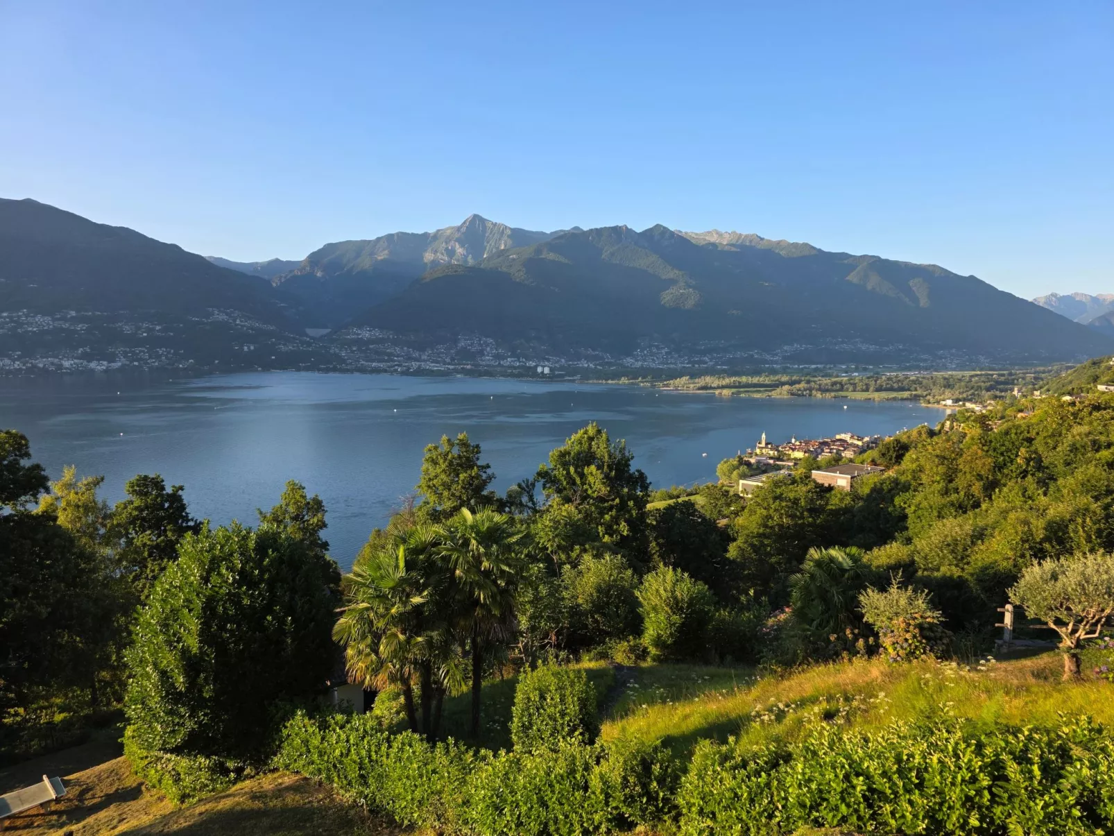Casa Melitta' Ferien mit schönem Seeblick-Draußen