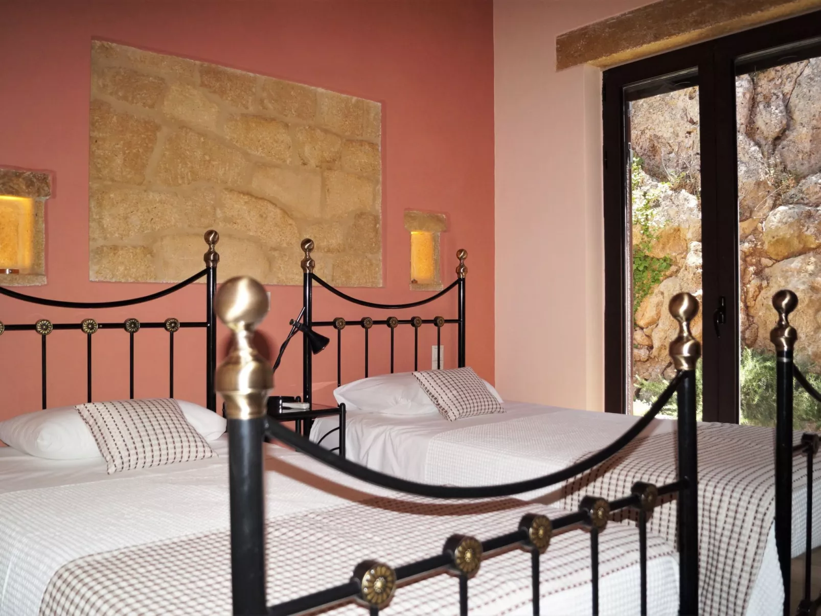 Geräumige Villa mit Pool nur 12km vom Strand entfernt-Dedans