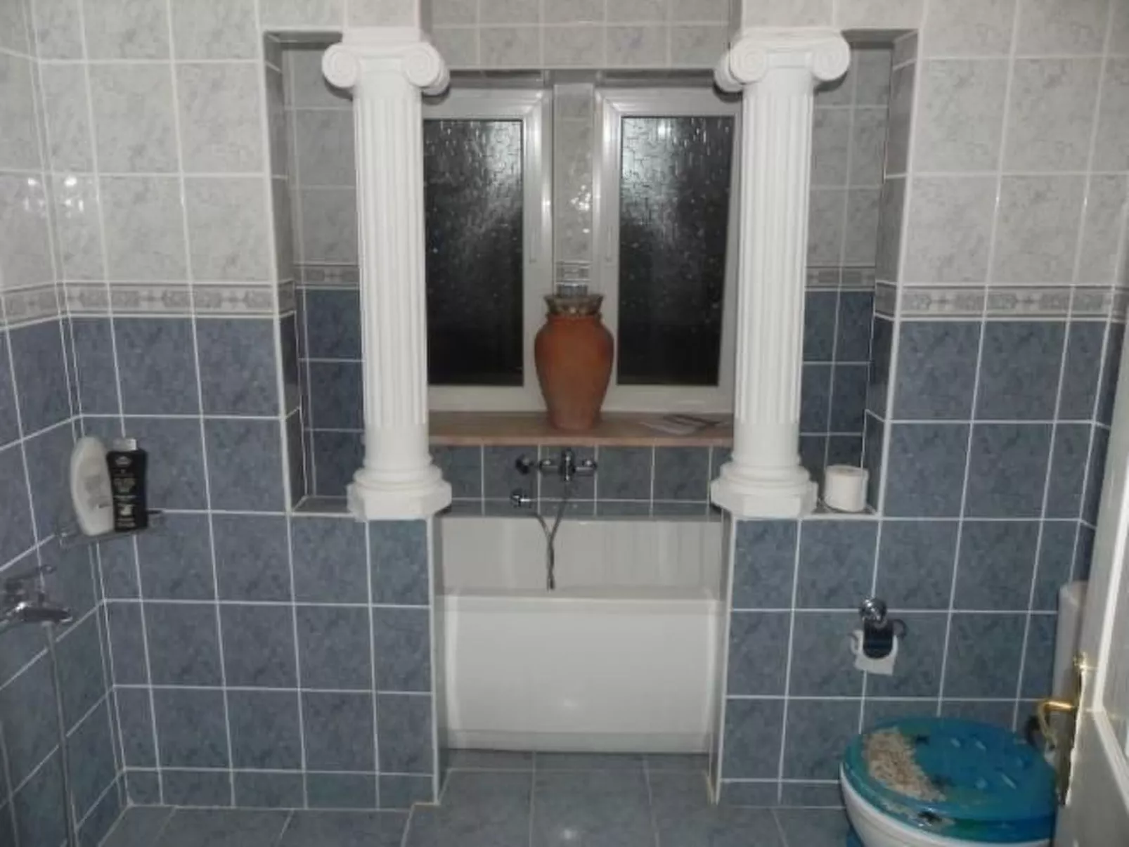 In Dalyan mit Bergblick-Drinnen