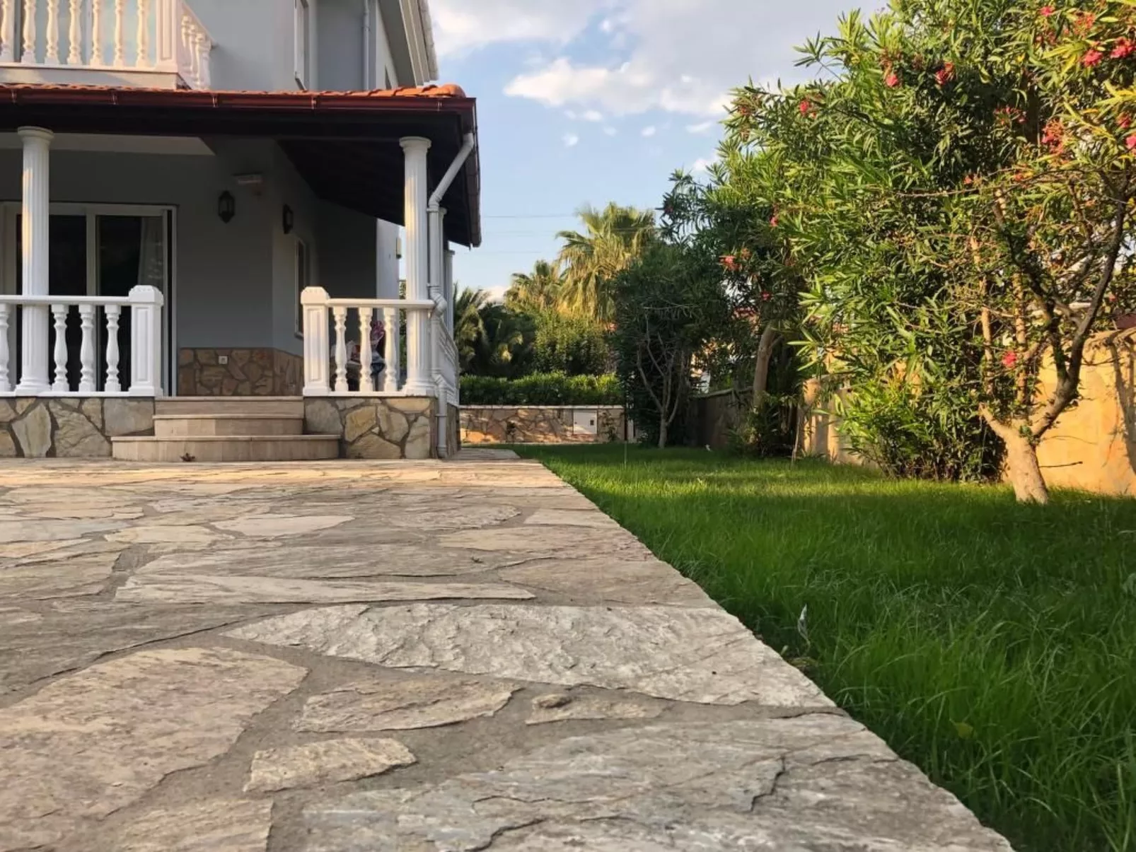 Mit Garten, Grill und Terrasse-Dehors