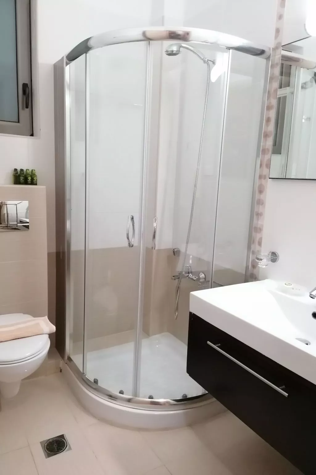 Haus in Arkadi mit Parkplatz vor Ort-Inside