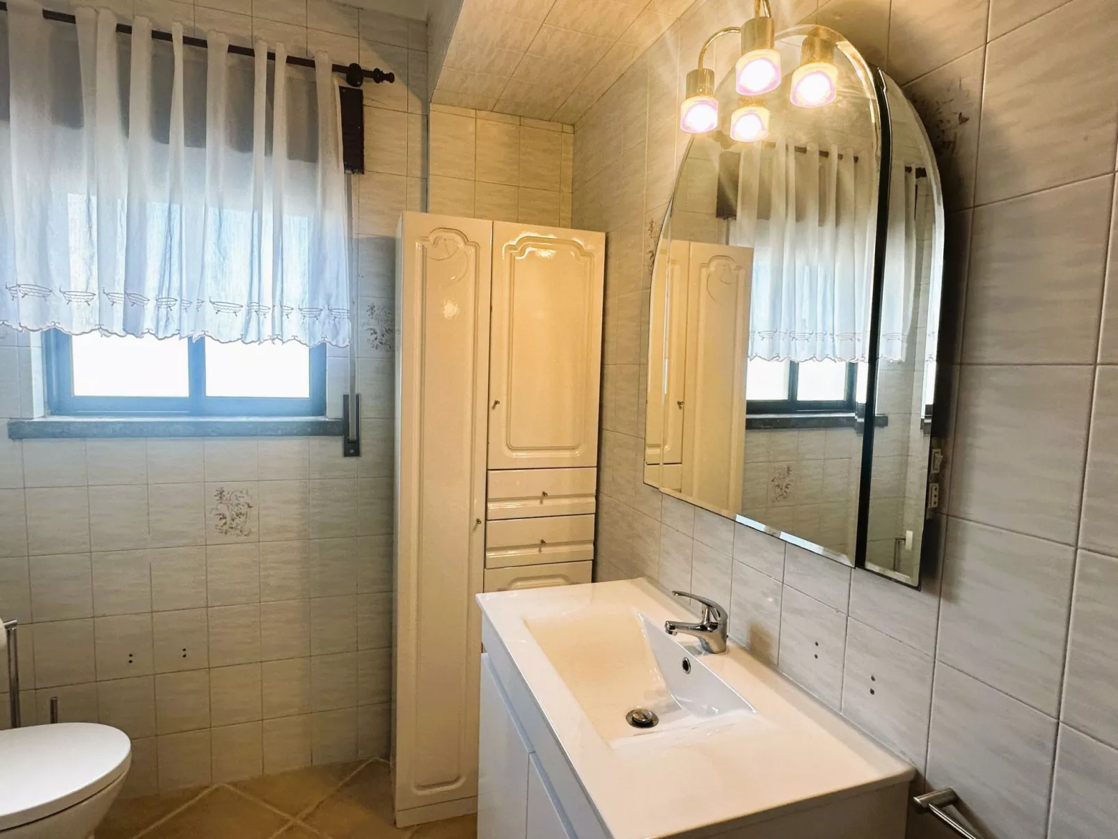 Charles Beach Haus-Drinnen