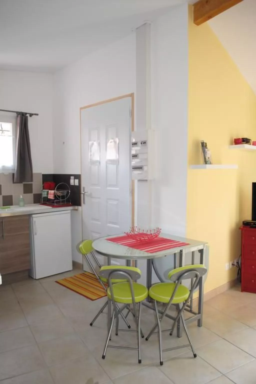 Haus "Les Cyprès" mit Gemeinschaftspool-Drinnen