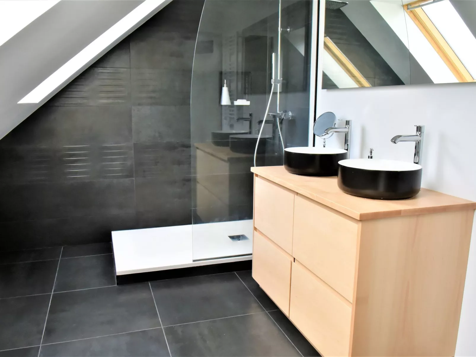 "La Maison du Quai" (Das Haus am Kai)-Inside