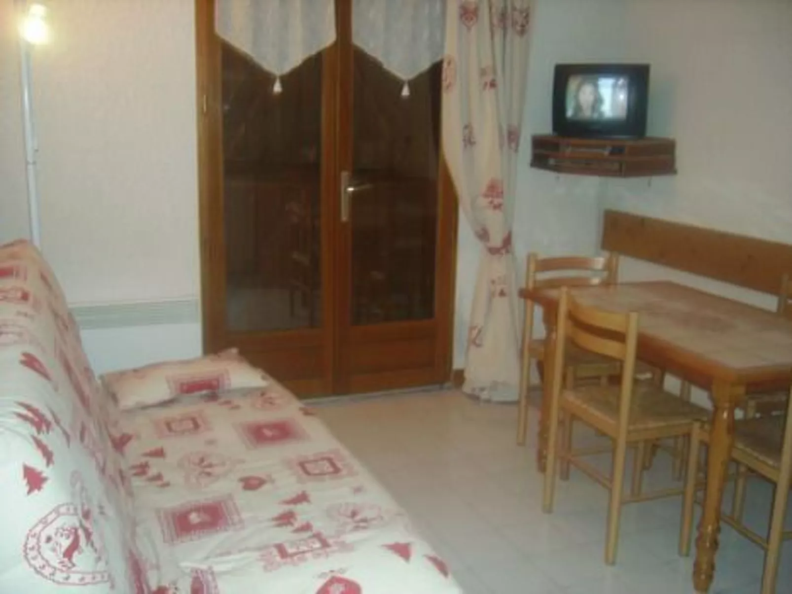 Wohnung in Chalet-Dedans