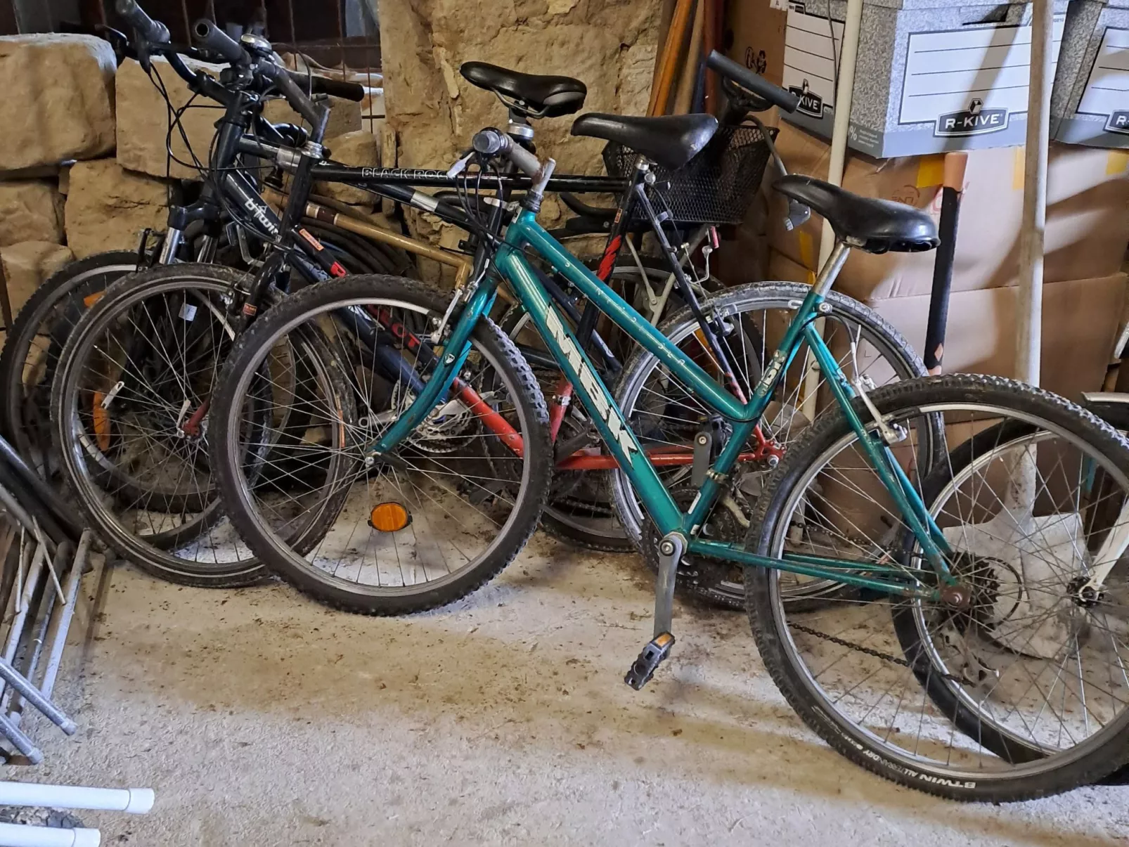 Der Pavillon - im Park des Schlosses Lescaut-Draußen