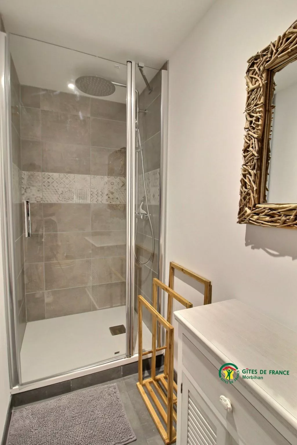 "L'Aube" - privates SPA - ruhig gelegen-Drinnen