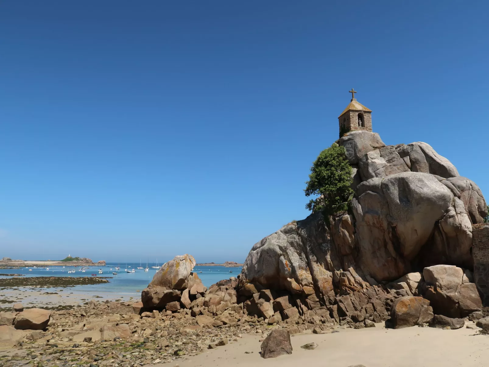 Neues Haus mit blendendem Meerblick-Umgebung
