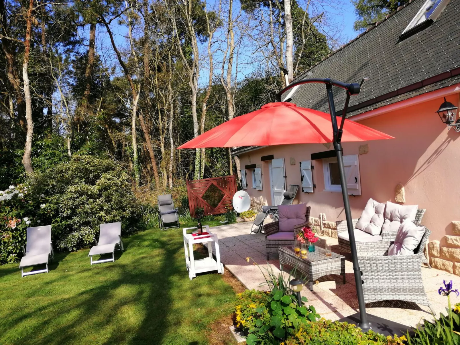 Chalet "gite du bois d'amour" (Hütte des Liebesh-Inside