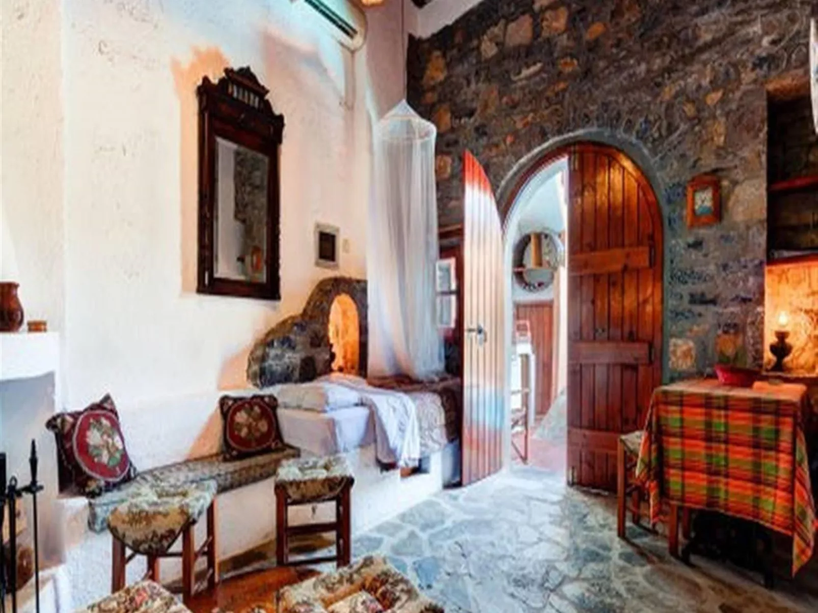 Steinhaus Erato Privater Pool Landschaftliche Kretische Ansichten-Inside