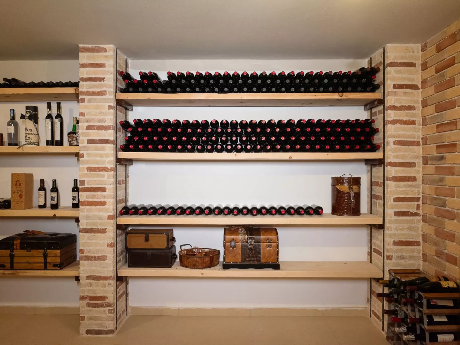 Diktamon Retreat Luxus-Villa-Inside