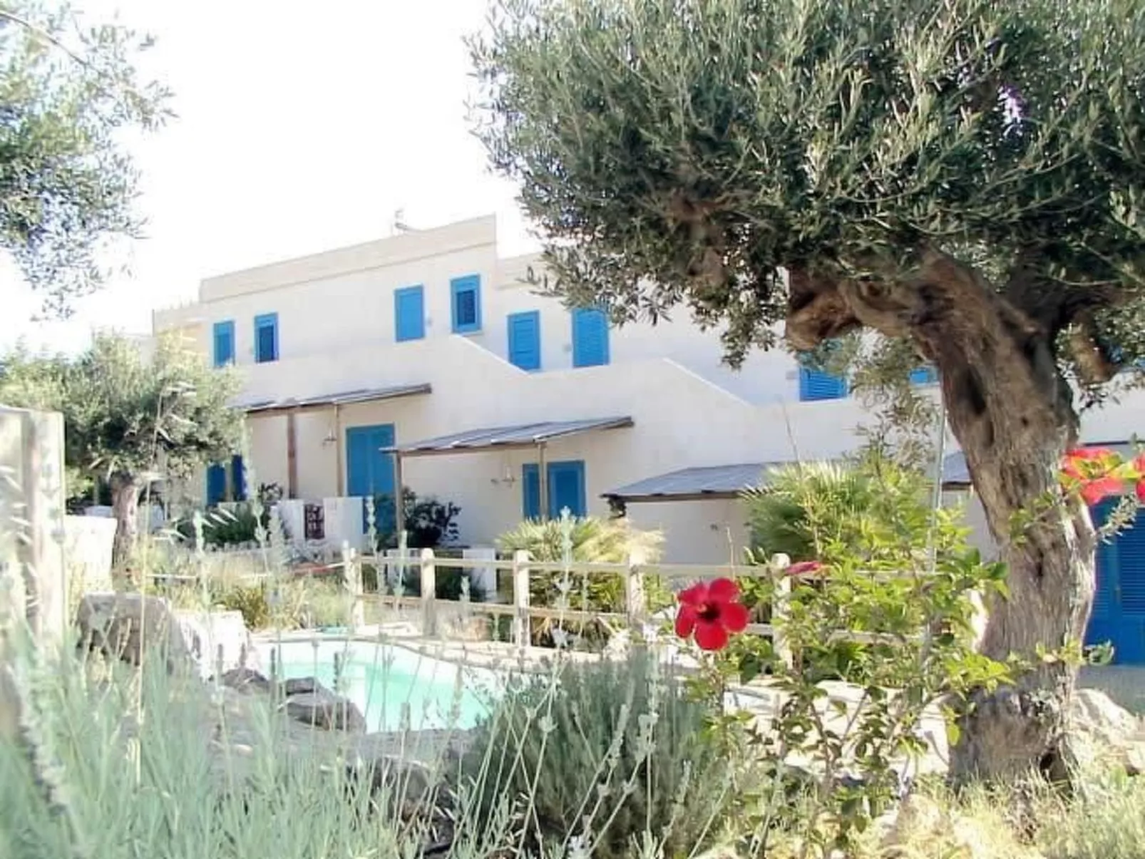 Wohnung in Marettimo mit Terrasse, gemeinsamem Pool und Garten-Dehors
