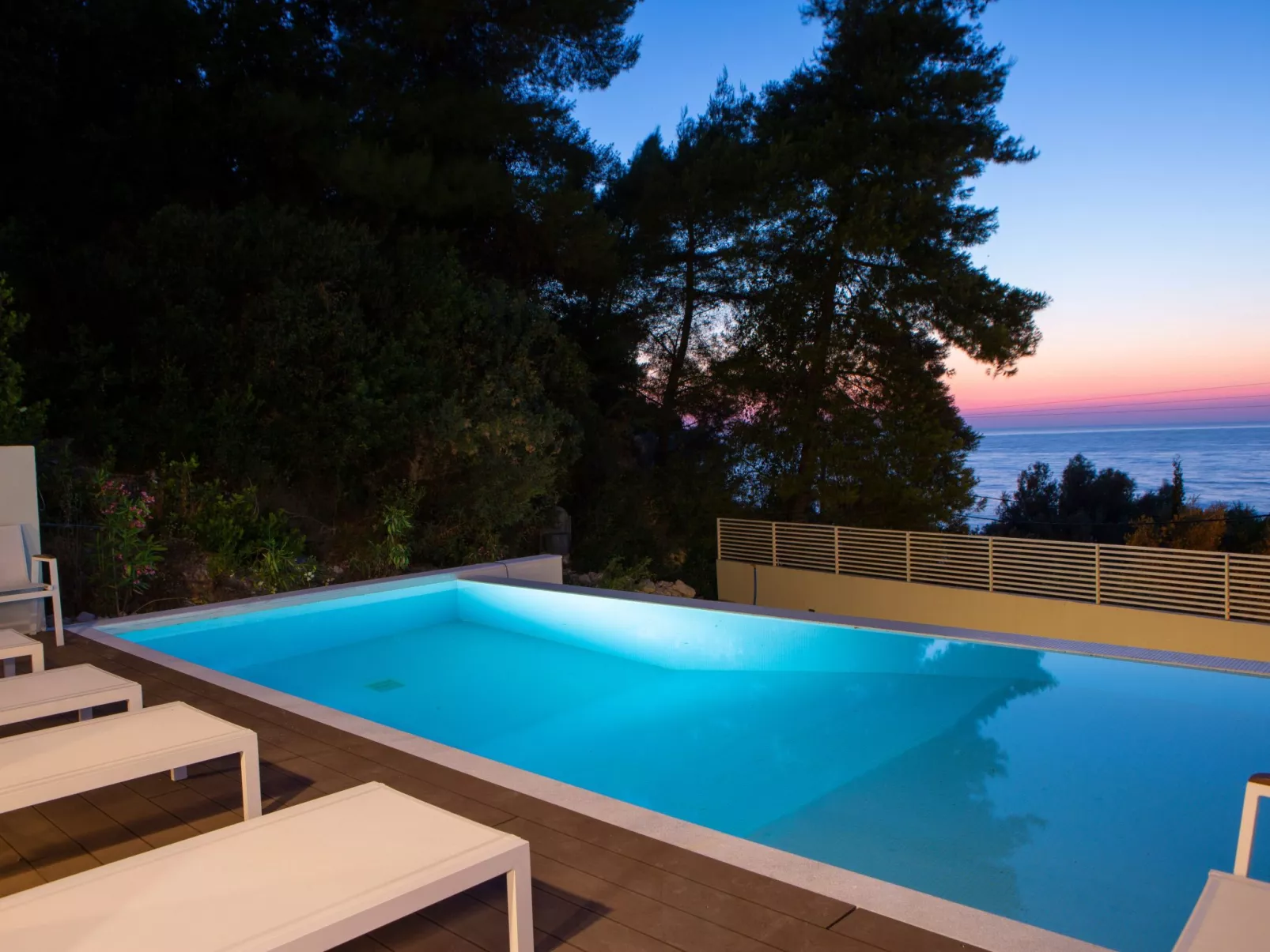 Villa mit eigenem Garten und in der Nähe von Agios Nikitas-Outside