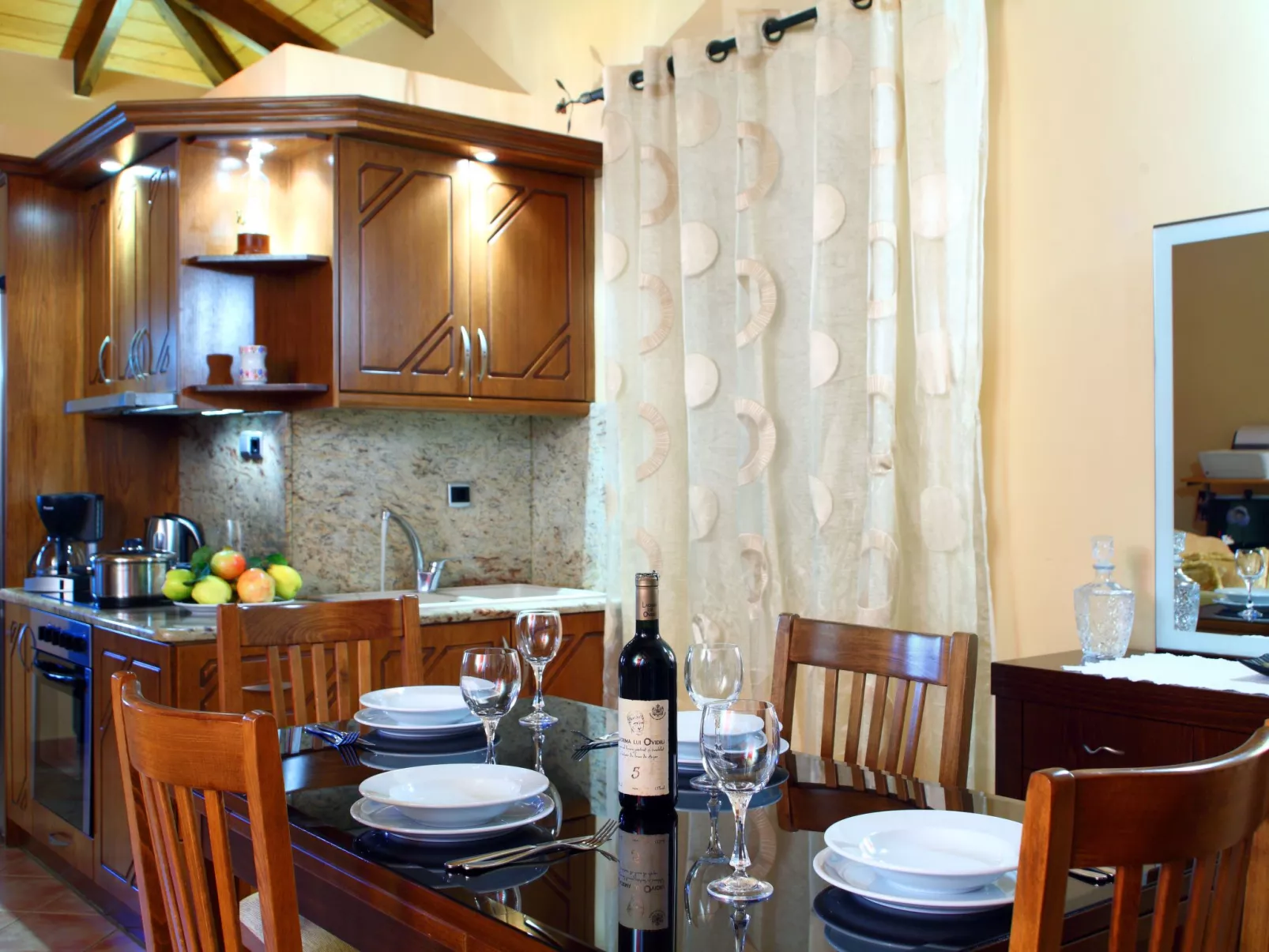 Für 6 Personen und 2 Kinder auf Lefkada-Inside