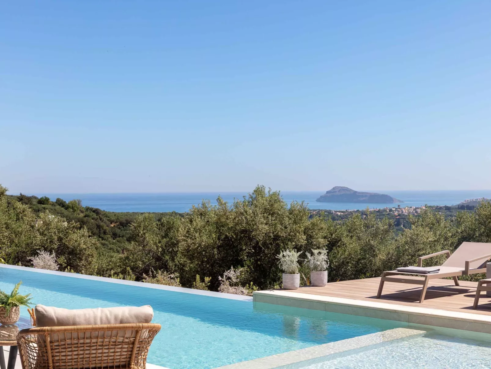 Villa Aglaea - Salzwasser-Pool und atemberaubender Meerblick-Draußen