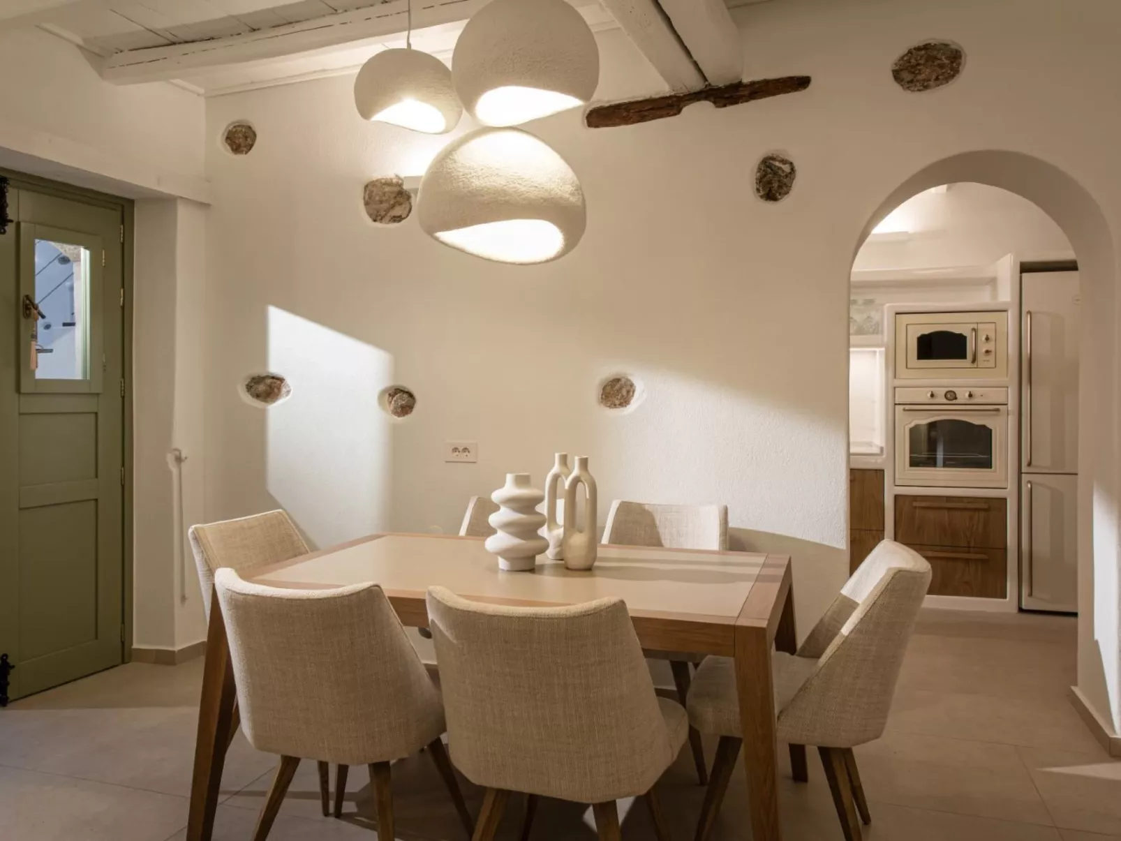 Mint Villa "by Checkin"-Image-tags.info