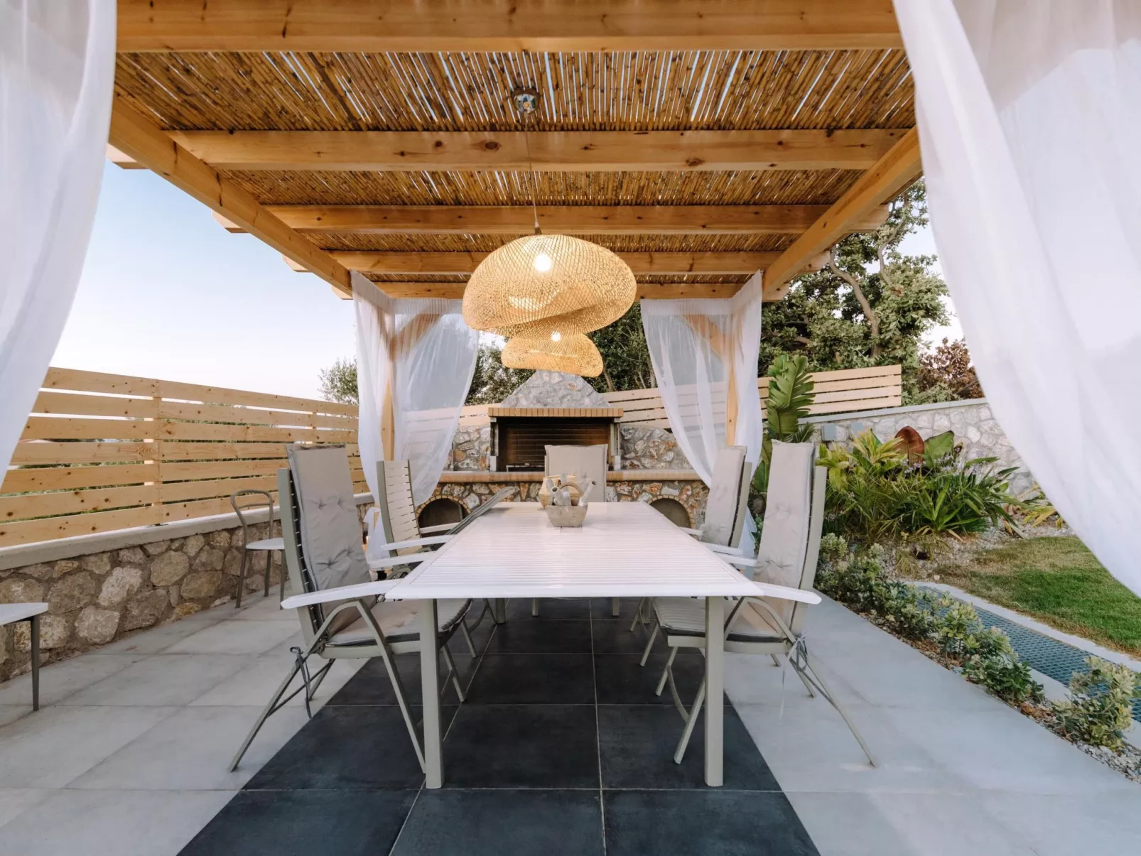 Wunderschöne Ferienvilla in Ialysos-Dehors