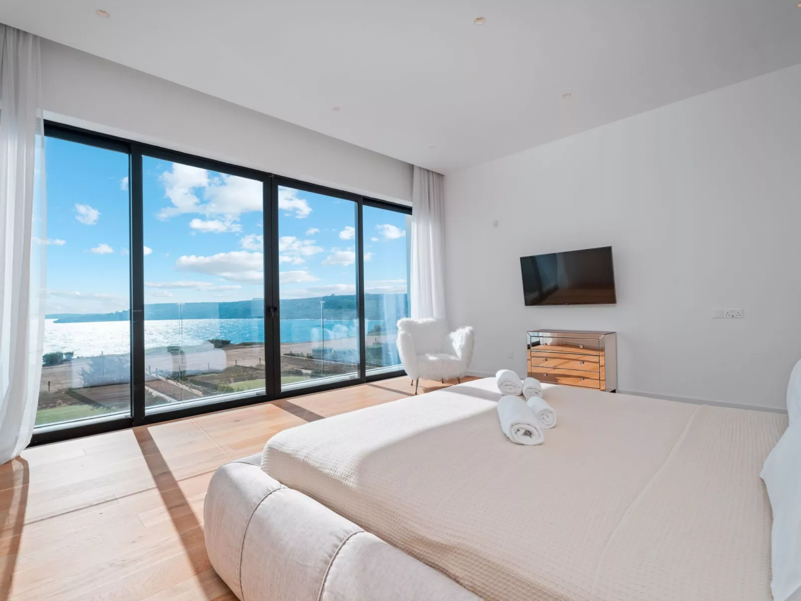 Periyiali Resort - Front Line Villa Chronos - 8-Outside