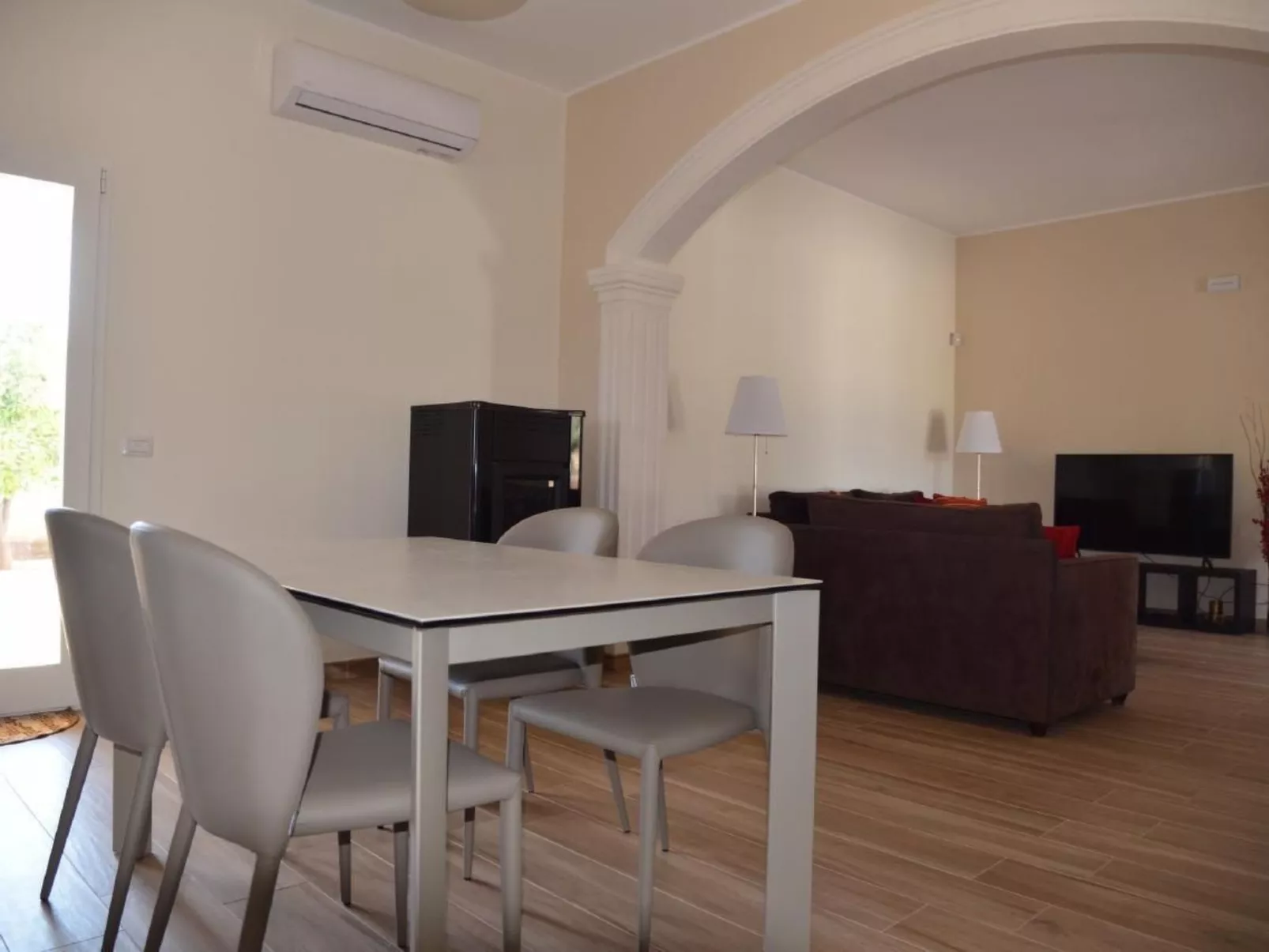 Villa mit privatem Pool-Inside