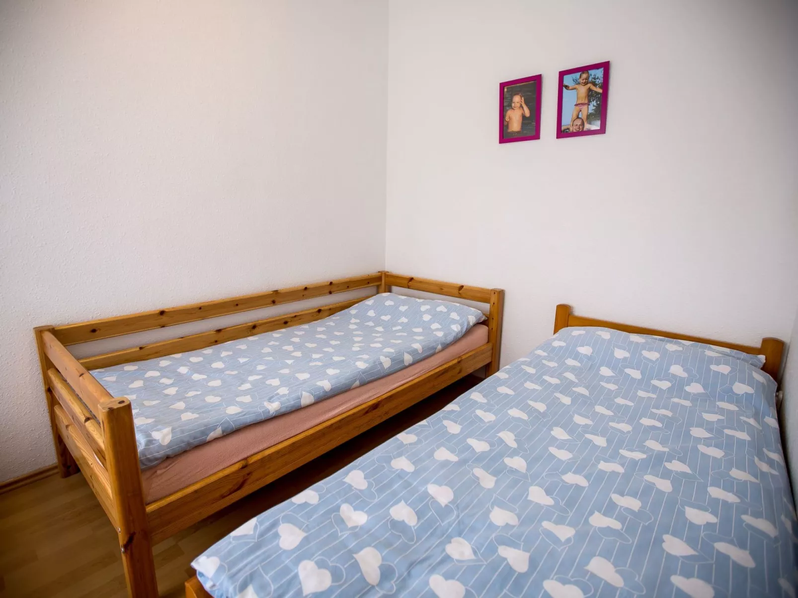 Mit gemeinschaftlichem Pool-Dedans