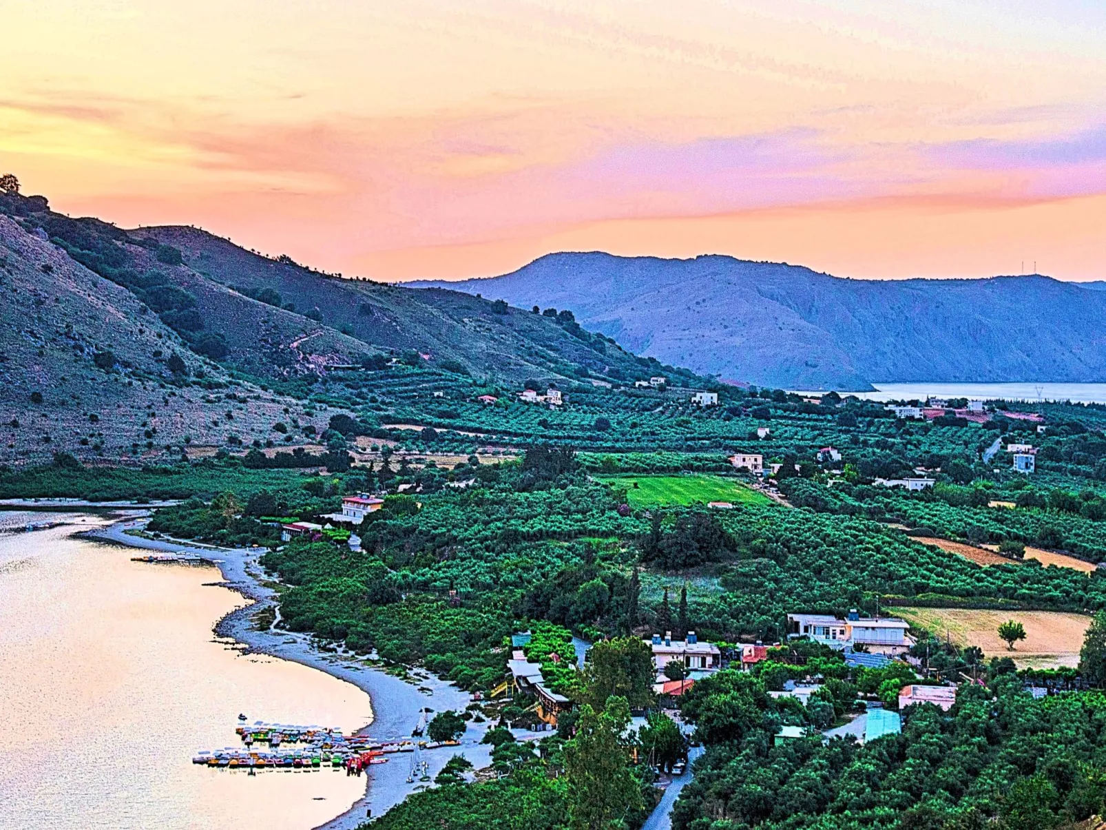 Hidden Gem Villa Pool und Jaccuzzi-Outside