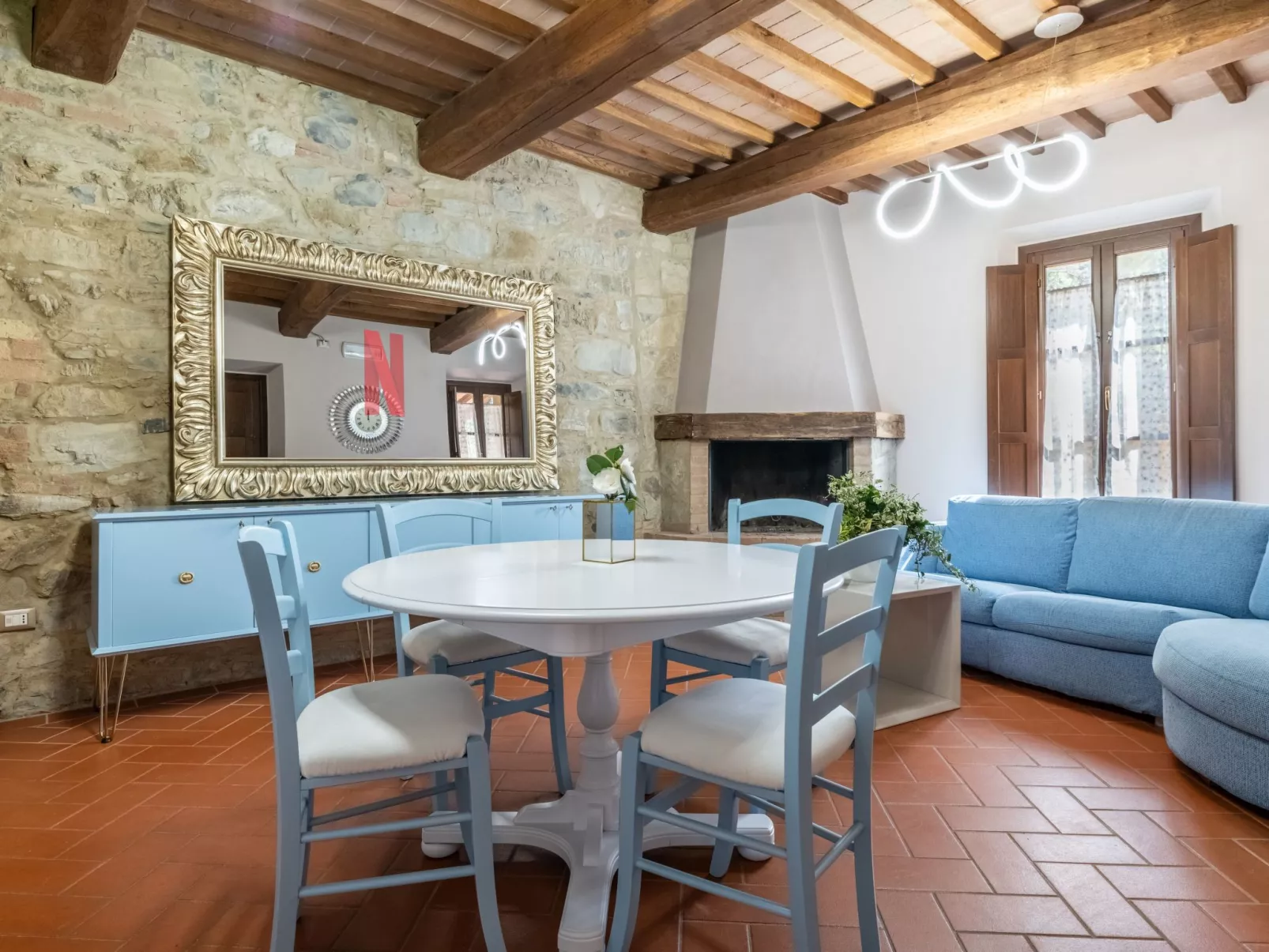 Für 10 Personen und 4 Kinder in Chianni, Toskana (Provinz Pisa)-Image-tags.info