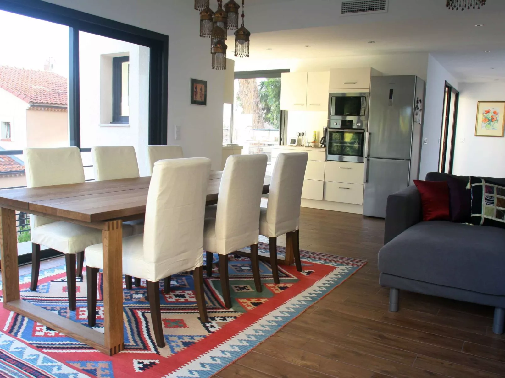 Appartement mit Infinity-Pool-Dedans