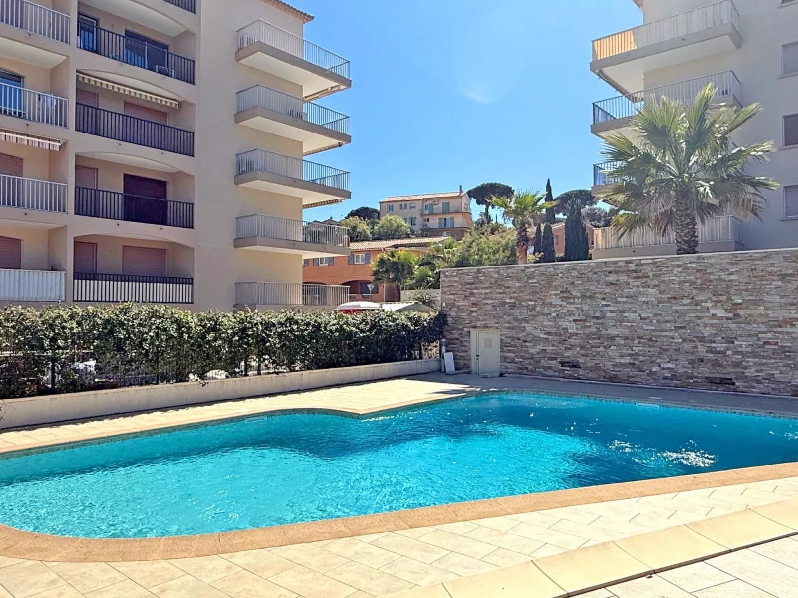 Appt T3 - Piscine résidence - Klima - Ste Maxime-Dehors